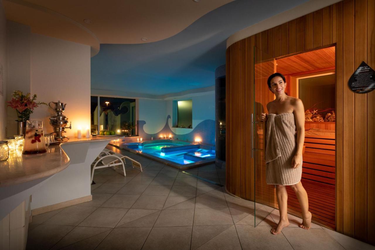 Nero D'Avorio Apartments 리미니 외부 사진