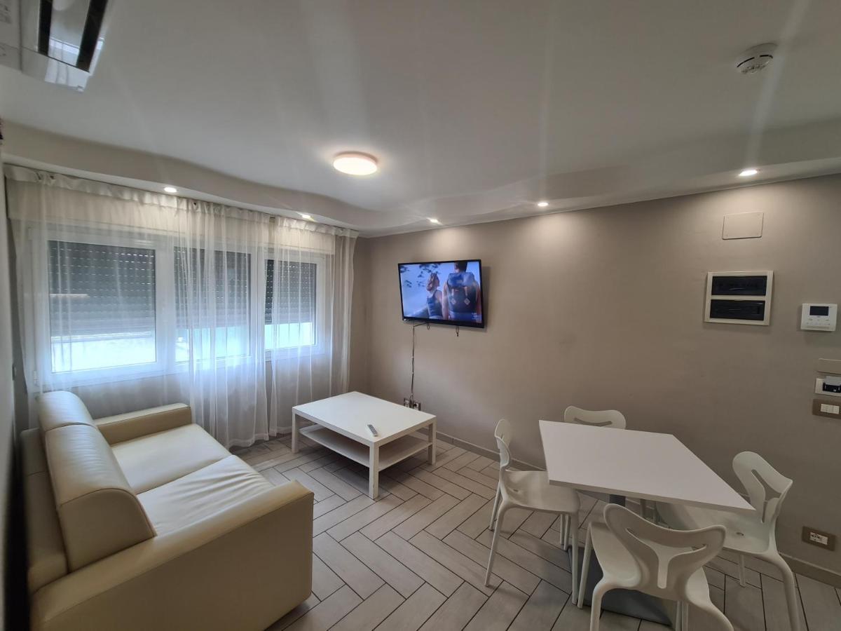 Nero D'Avorio Apartments 리미니 외부 사진