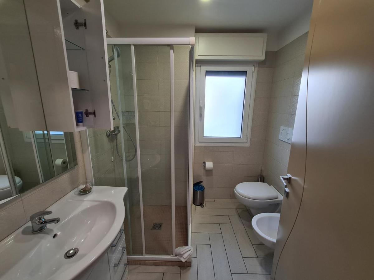 Nero D'Avorio Apartments 리미니 외부 사진